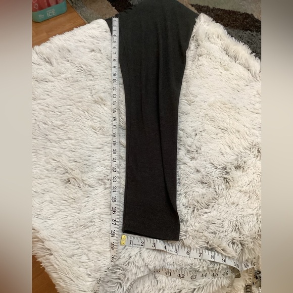 Sonoma Goods For Life pull on dark gray legging Woman’s size Large - Picture 5 of 9
